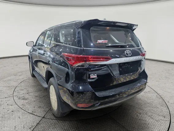 Toyota Fortuner GX2 4x4 Diesel 2026 دبل