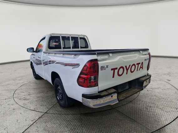Toyota Hilux GLX 2024 