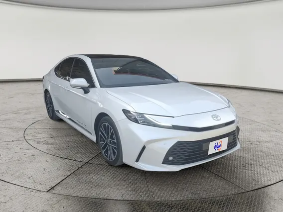 Toyota Camry  LE HEV 2026 