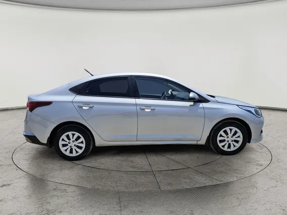 Hyundai Accent Smart 2023 