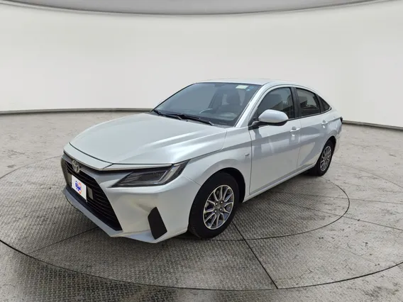 Toyota Yaris  Y 2024 