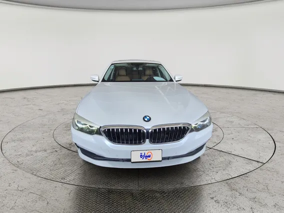 BMW 5 Series 520i 2020 