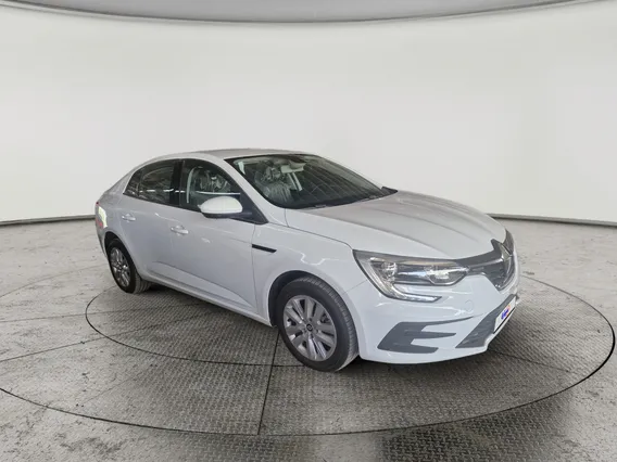 رينو ميجان E 2024 