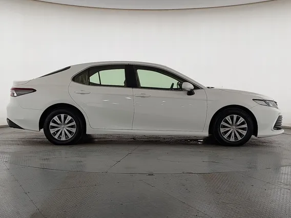 Toyota Camry  LE 2024 