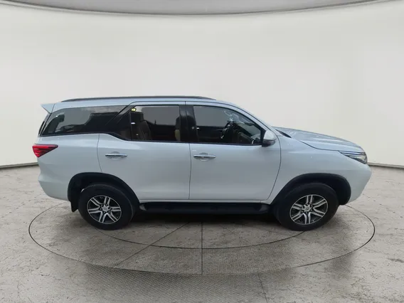 Toyota Fortuner VX 2024 دبل