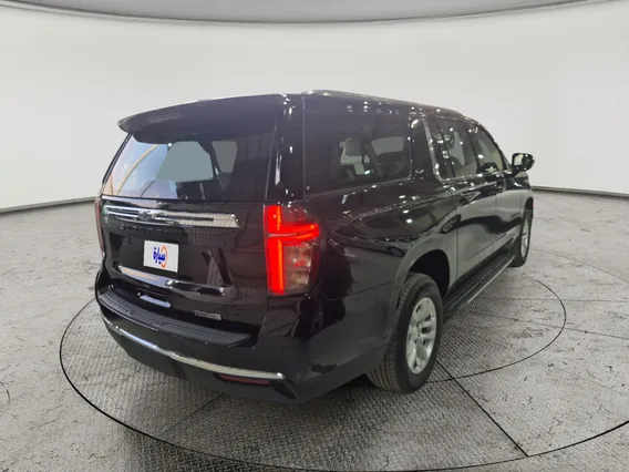 Chevrolet Suburban LS 2024 