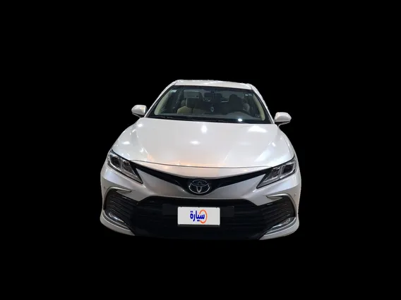 Toyota Camry  LE HEV 2023 