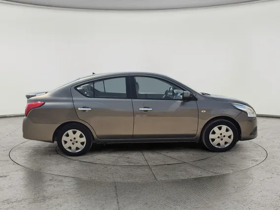 نيسان صني SV 2022 