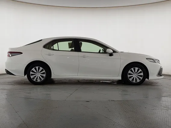 Toyota Camry  LE 2022 