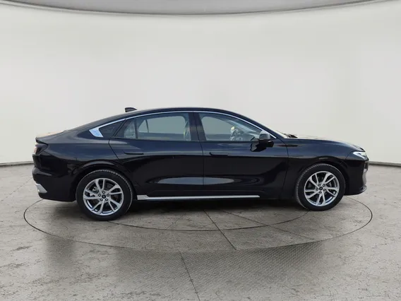Ford Taurus Trend 2023 