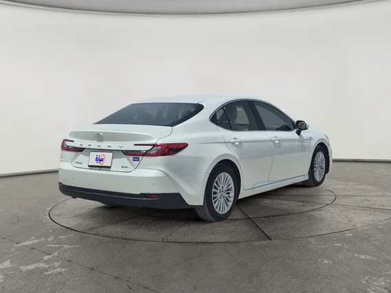 Toyota Camry  E Plus HEV 2025 