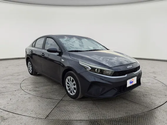 Kia Cerato GL 2024 