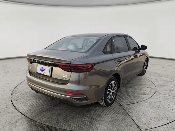 Geely Emgrand GS 2024 