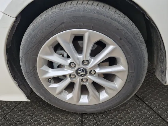 Toyota Corolla GLi 2022 