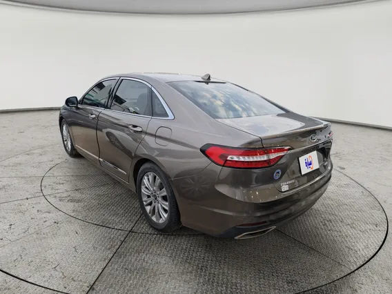 Ford Taurus Trend 2020 