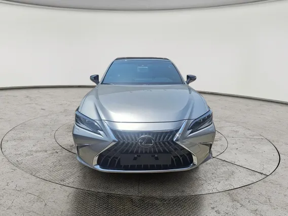لكزس ES 350 2025 