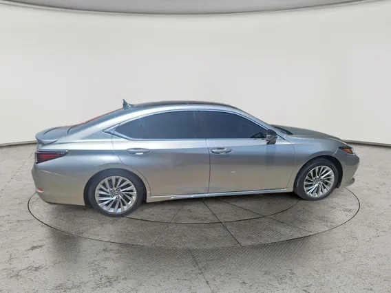 لكزس ES 350 2025 