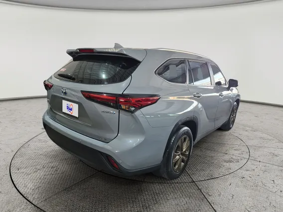 Toyota Highlander GLE 2023 