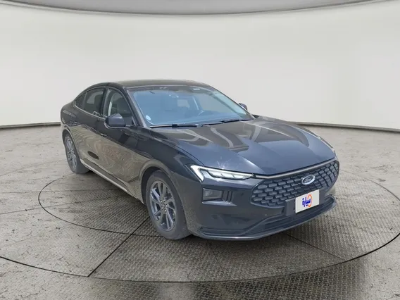 Ford Taurus Trend 2025 