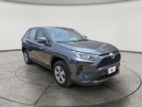 Toyota RAV4 LE 2025 