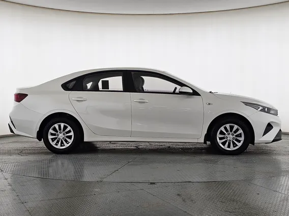 Kia Cerato L 2023 