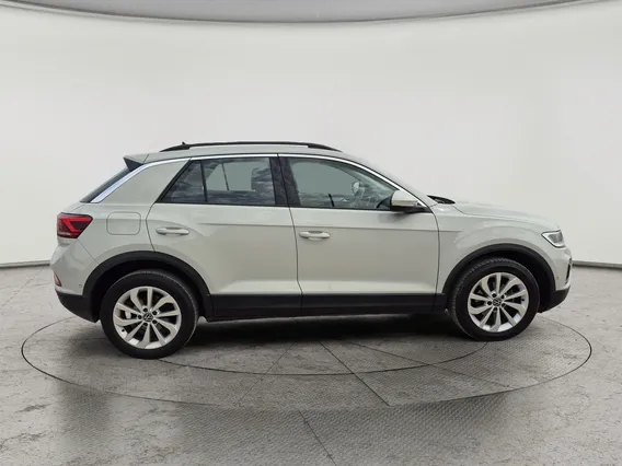 Volkswagen T Roc Life 2024 