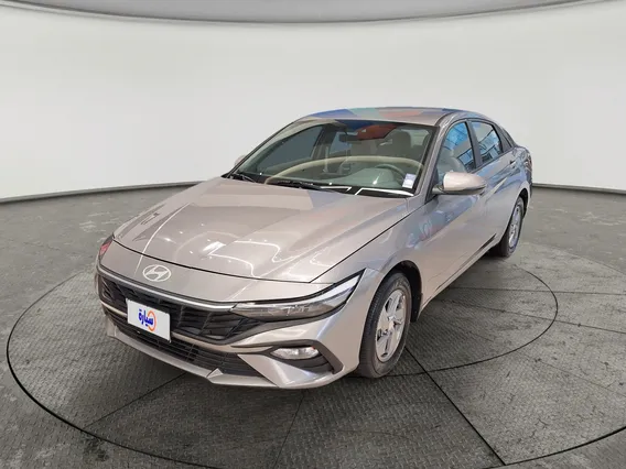 Hyundai Elantra Smart 2024 
