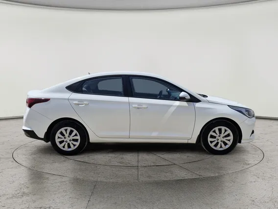 Hyundai Accent Smart 2023 