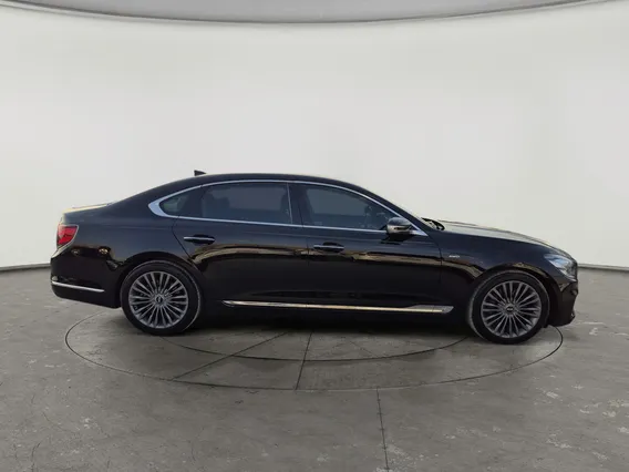 Kia K900  2020 