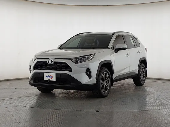 Toyota RAV4 XLE 2024 