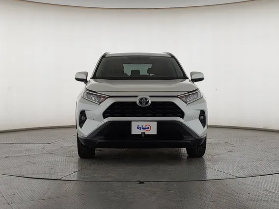 Toyota RAV4 XLE 2024 