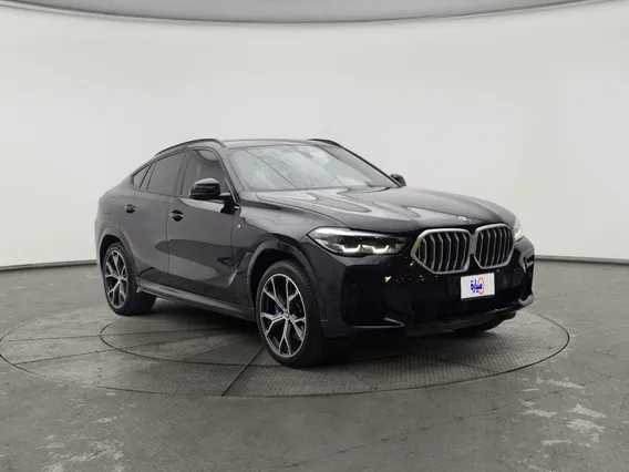 بي ام دبليو الفئة اكس 6 xDrive 40i 2023 