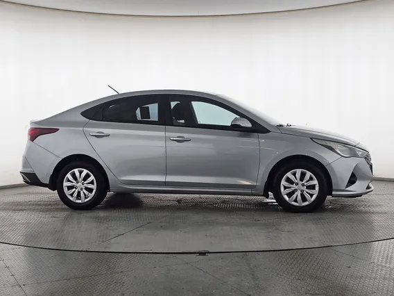 Hyundai Accent Smart 2023 