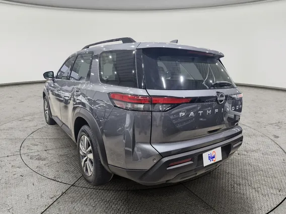 Nissan Pathfinder S 2023 