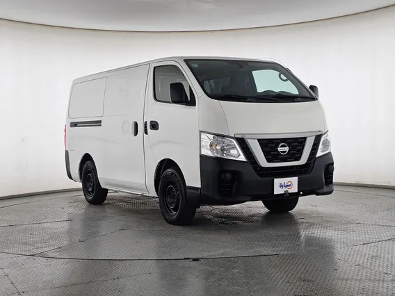 نيسان باص اورفان NV350 2021 