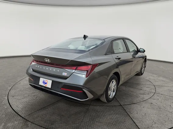 Hyundai Elantra Fleet 2024 