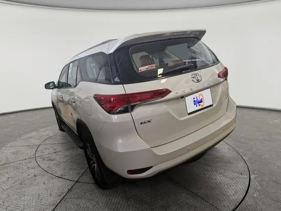 Toyota Fortuner GX 2023 
