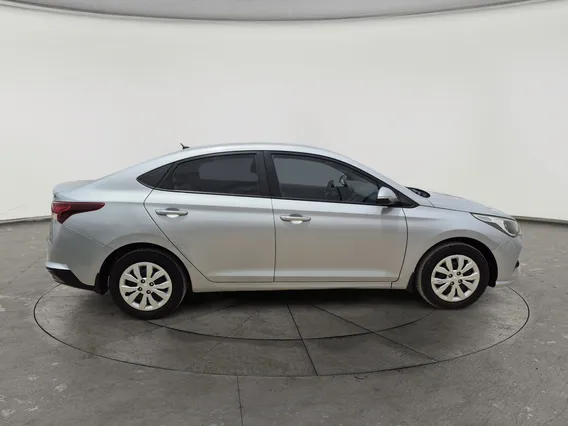 Hyundai Accent Smart 2022 