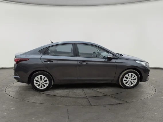 Hyundai Accent Smart 2023 