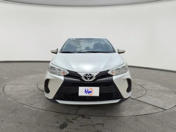 Toyota Yaris  Y 2022 