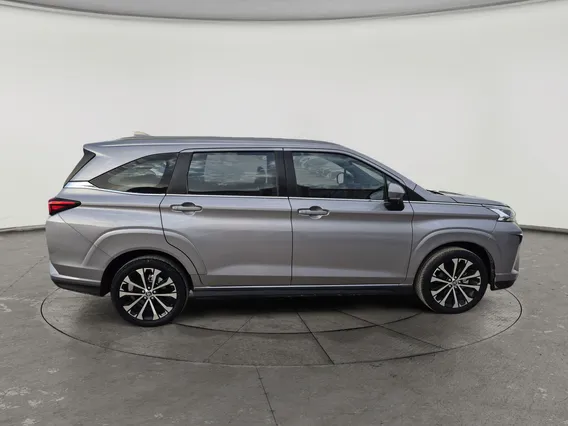 Toyota Veloz GLX 2024 