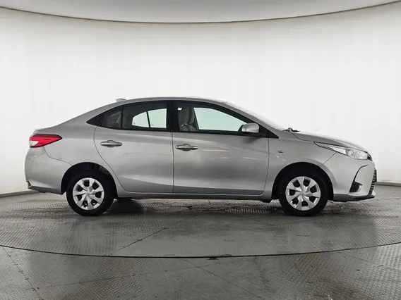Toyota Yaris  Y 2022 