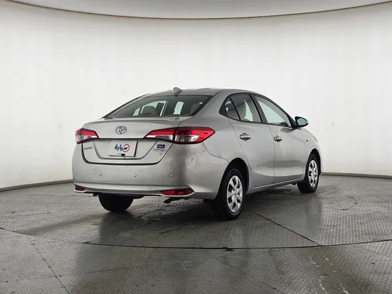 Toyota Yaris  Y 2022 