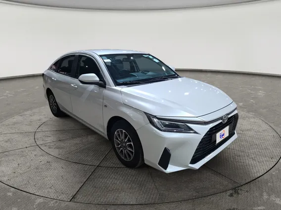Toyota Yaris  Y 2023 