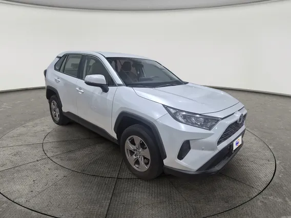Toyota RAV4 LE 2024 