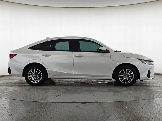 Toyota Yaris  Y 2024 