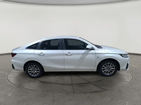 Toyota Yaris  Y 2024 