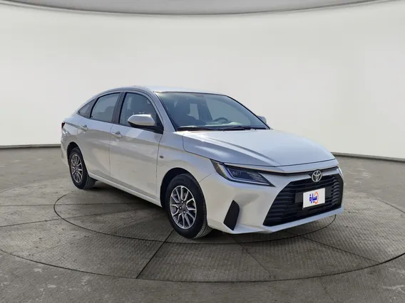 Toyota Yaris  Y 2024 