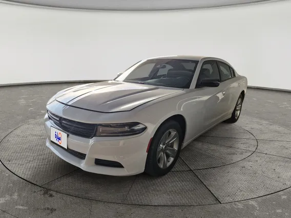 دودج تشارجر SXT 2023 