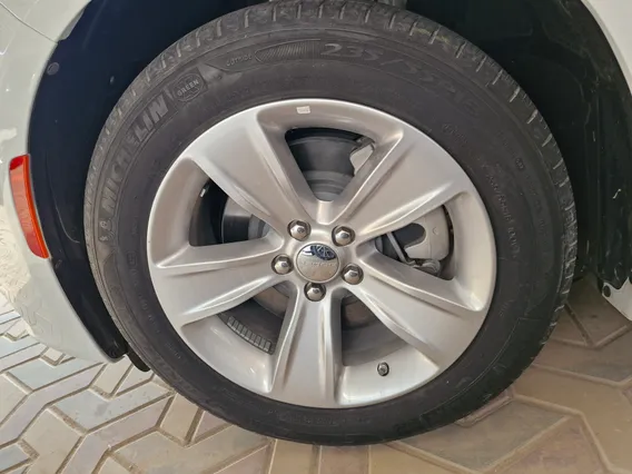 دودج تشارجر SXT 2023 
